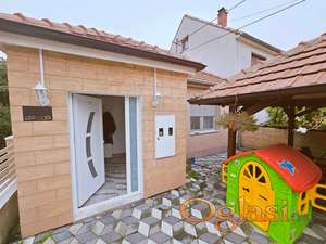 Na prodaju renovirana kuća u Zemunu